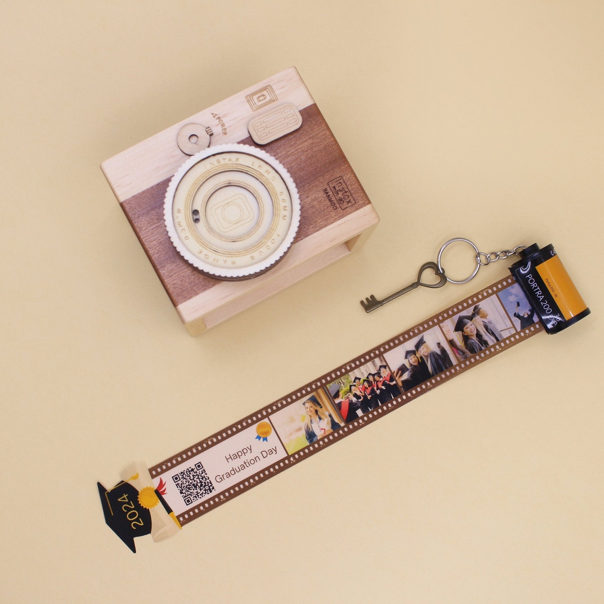 Personalized Customized Memory Retro Camera Film HD Photo Album Film Roll Keychain FG1 Voice Message Creative Birthday Valentine Christmas Graduation Friend Anniversary Gift Souvenir Customized Handmade - uniqicon